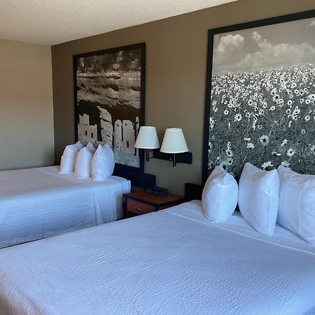 Motel Super 8 By Wyndham Colorado Springs Airport Extérieur photo