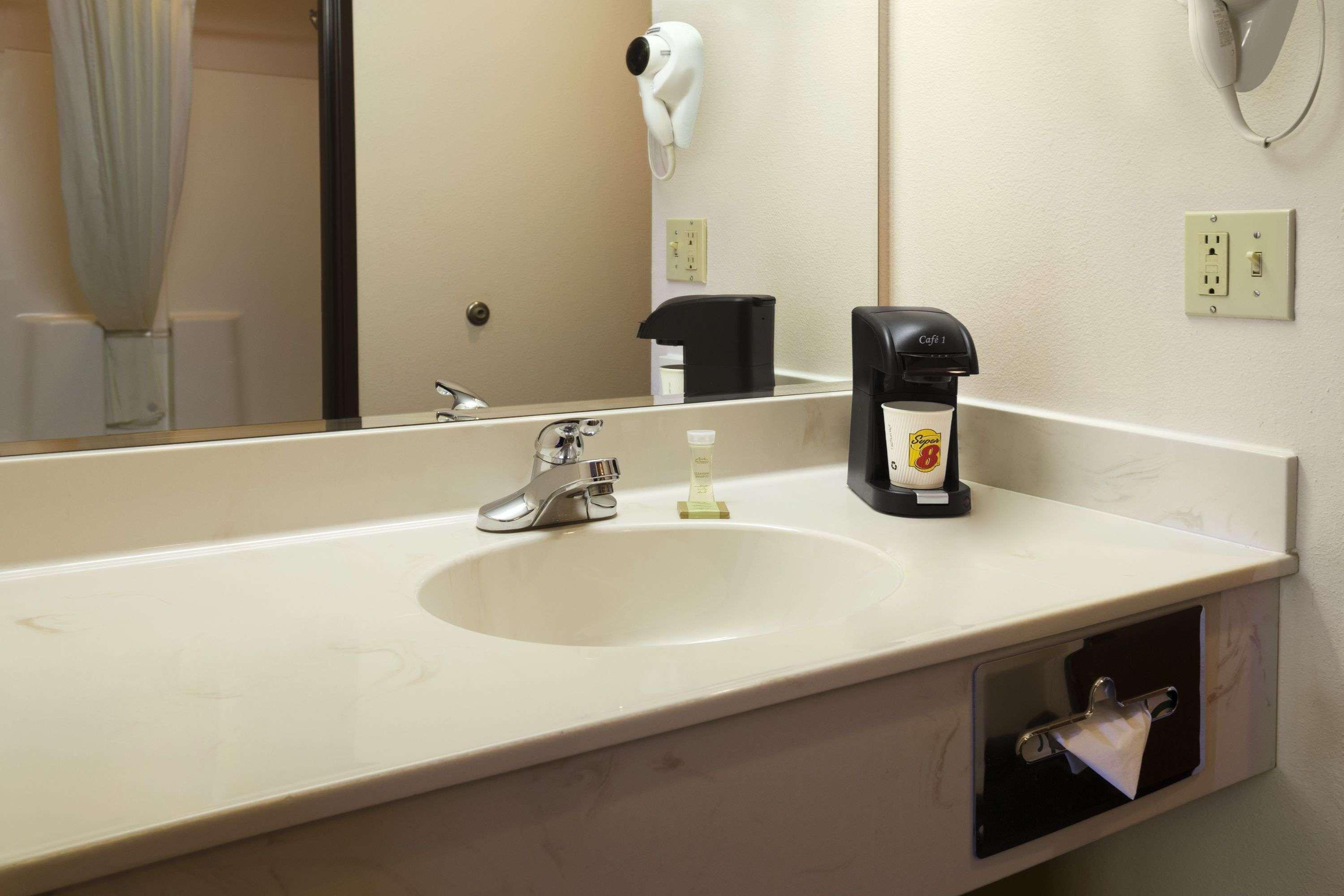 Motel Super 8 By Wyndham Colorado Springs Airport Extérieur photo